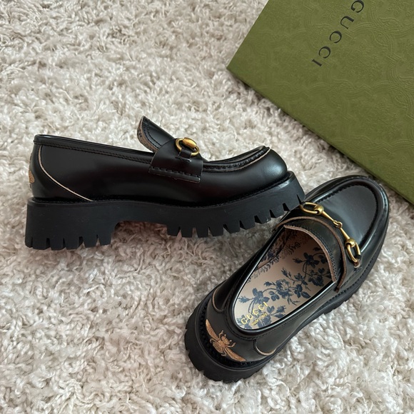 NEW IN BOX GUCCI Horsebit-detailed metallic embroidered leather platform loafers - Picture 5 of 9